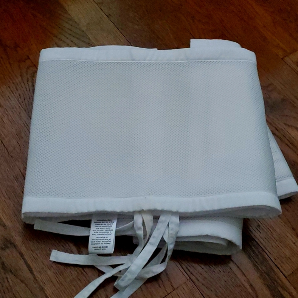Baby crib mesh